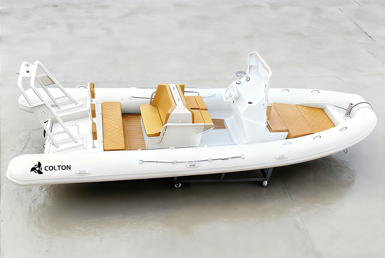 rigid inflatable rib boat