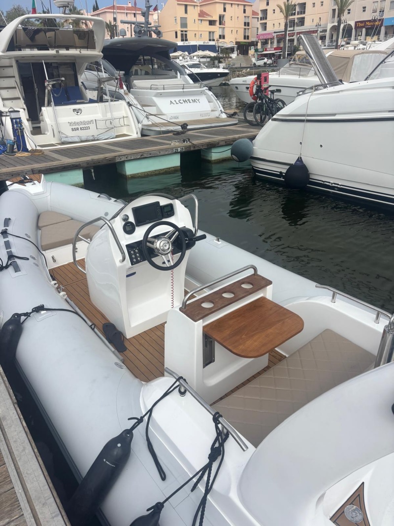 f6a85568-861f-41a0-a8e1-01fec7618a9c_副本