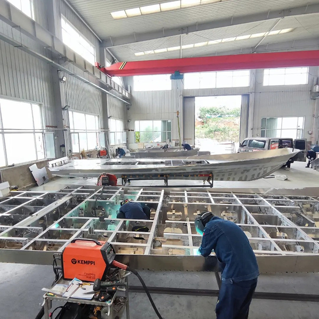 Aluminum Hull Workshop