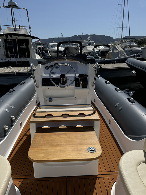 See Client Shots of the RIB700 (4)