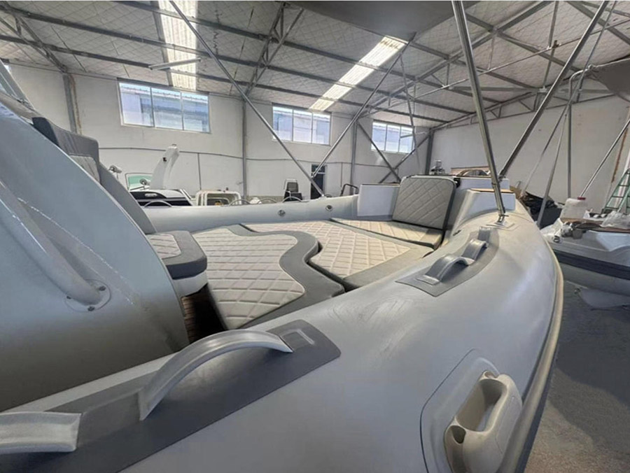 Colton RIB700