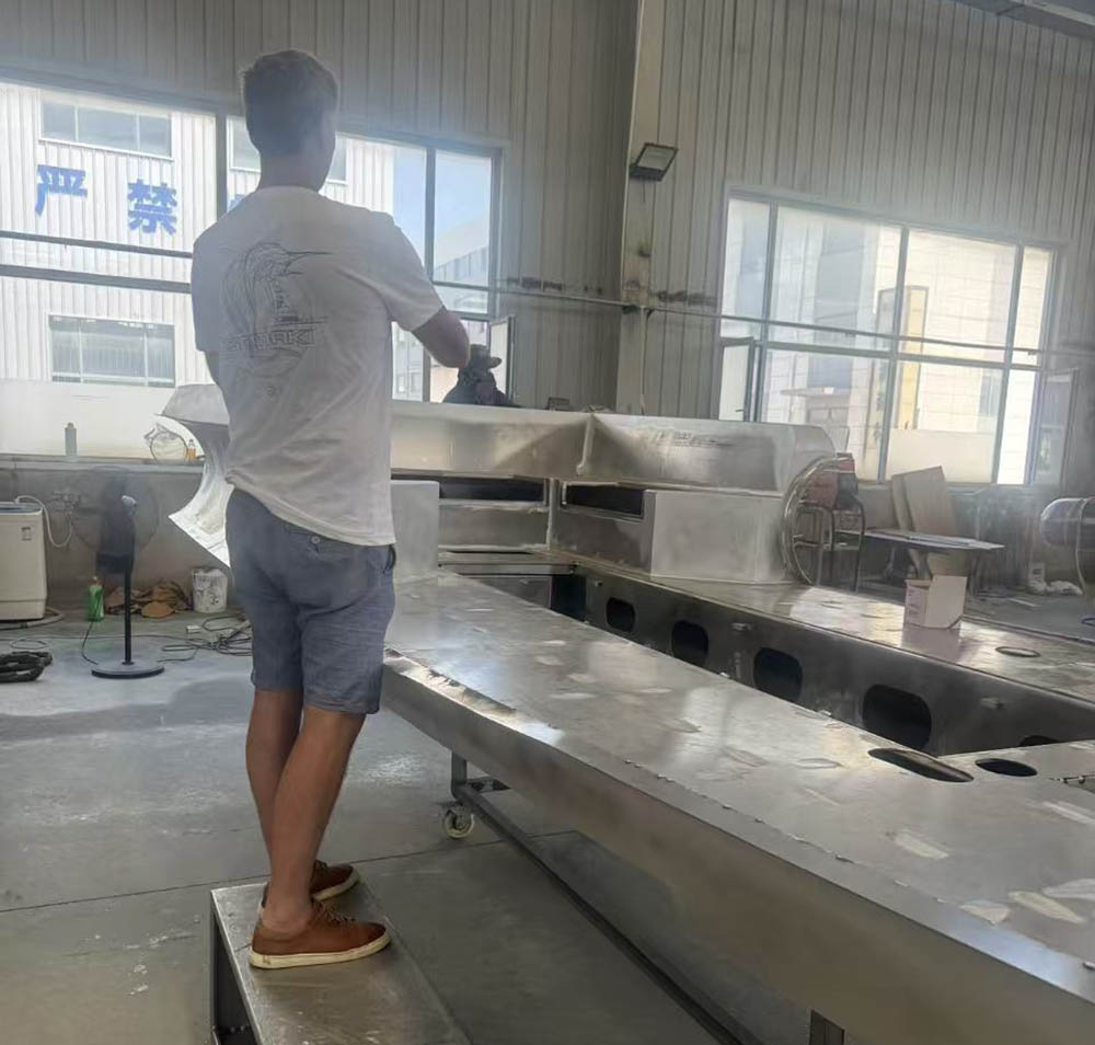 the aluminum alloy bottom shells